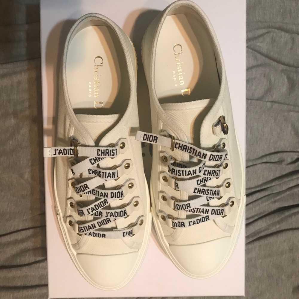 BRAND NEW DIOR “WALK’N’DIOR” SNEAKER